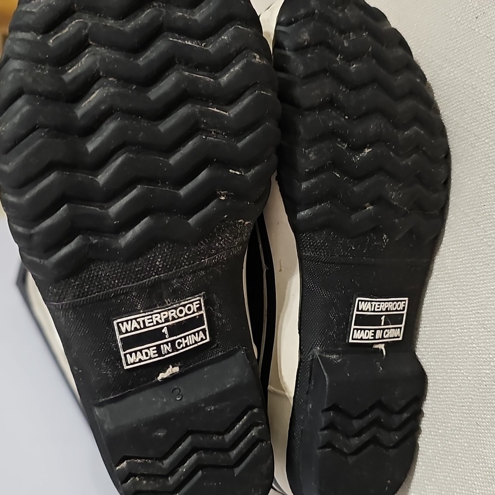 Sorel Kids Water Duck Boots - Picture 11 of 11